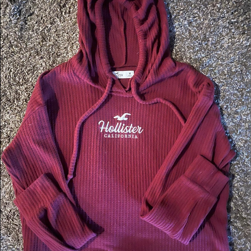 Hollister size medium